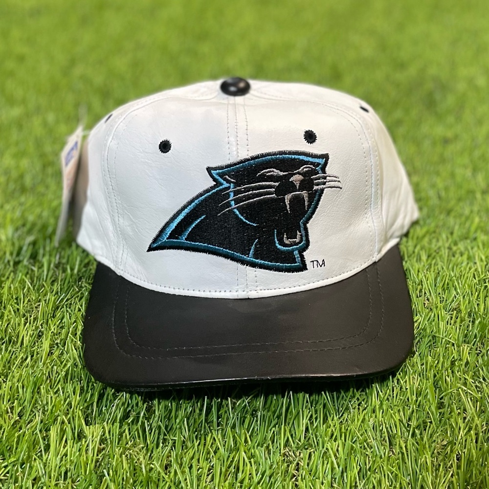 Vintage 90s Logo 7 Carolina Panthers Strapback Hat